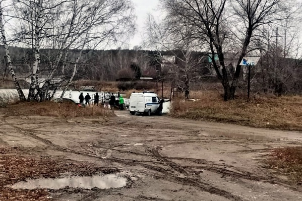 Подросток ушёл в школу 22 октября и не вернулся домой. Спустя пять дней тело школьника нашли в лесу Подросток ушёл в школу 22 октября и не вернулся домой. Спустя пять дней тело школьника нашли в лесу