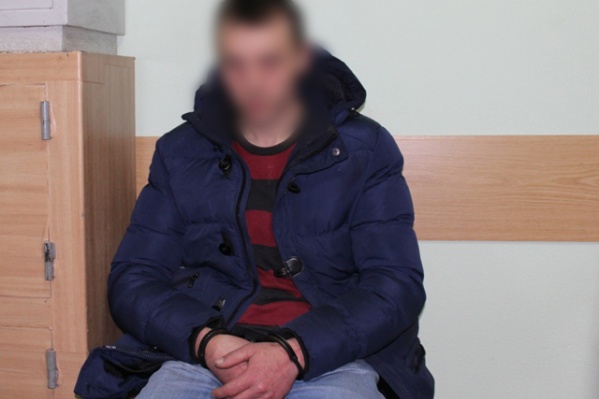 Мужчина наживался за счет пенсионеров Мужчина наживался за счет пенсионеров