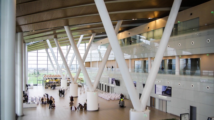 Электронные посадочные билеты в аэропорту Платов начнут принимать к лету