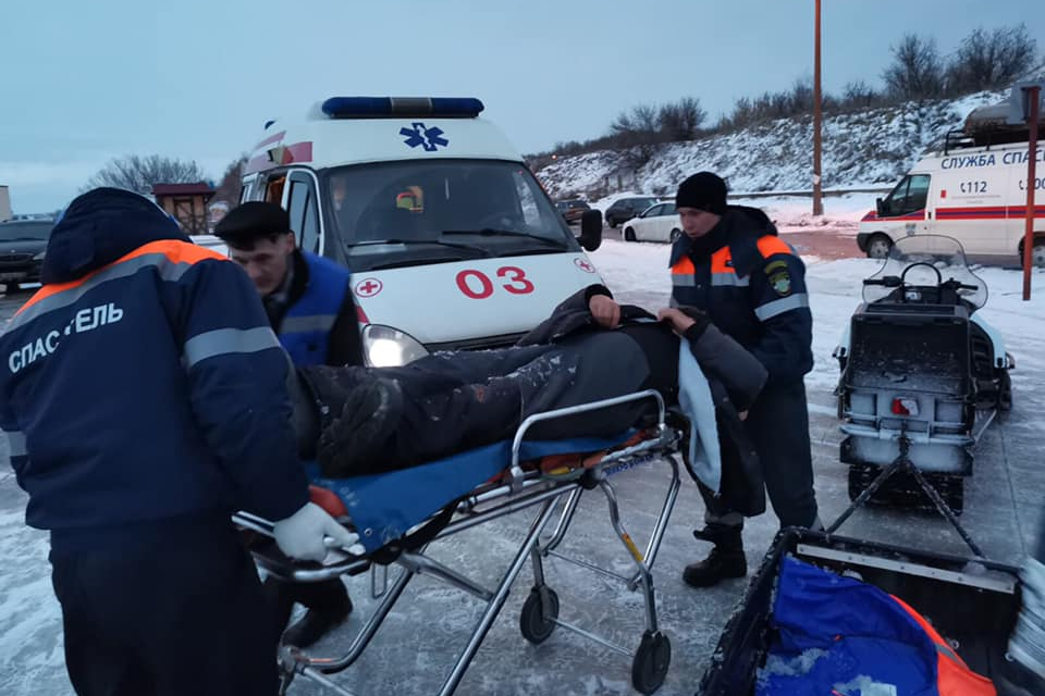 В Самарской области с Волги эвакуировали мужчину, которому стало плохо с сердцем