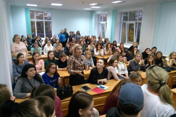 Студенты и их родители узнали о закрытии филиала «внезапно» в начале октября и были недовольны Студенты и их родители узнали о закрытии филиала «внезапно» в начале октября и были недовольны