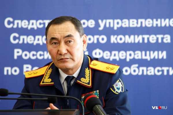 У Михаила Музраева постоянные головокружения и болит рука У Михаила Музраева постоянные головокружения и болит рука