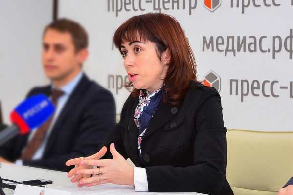 Ранее адвокат Давыдовой сказал, что от нее ждут признательных показаний Ранее адвокат Давыдовой сказал, что от нее ждут признательных показаний