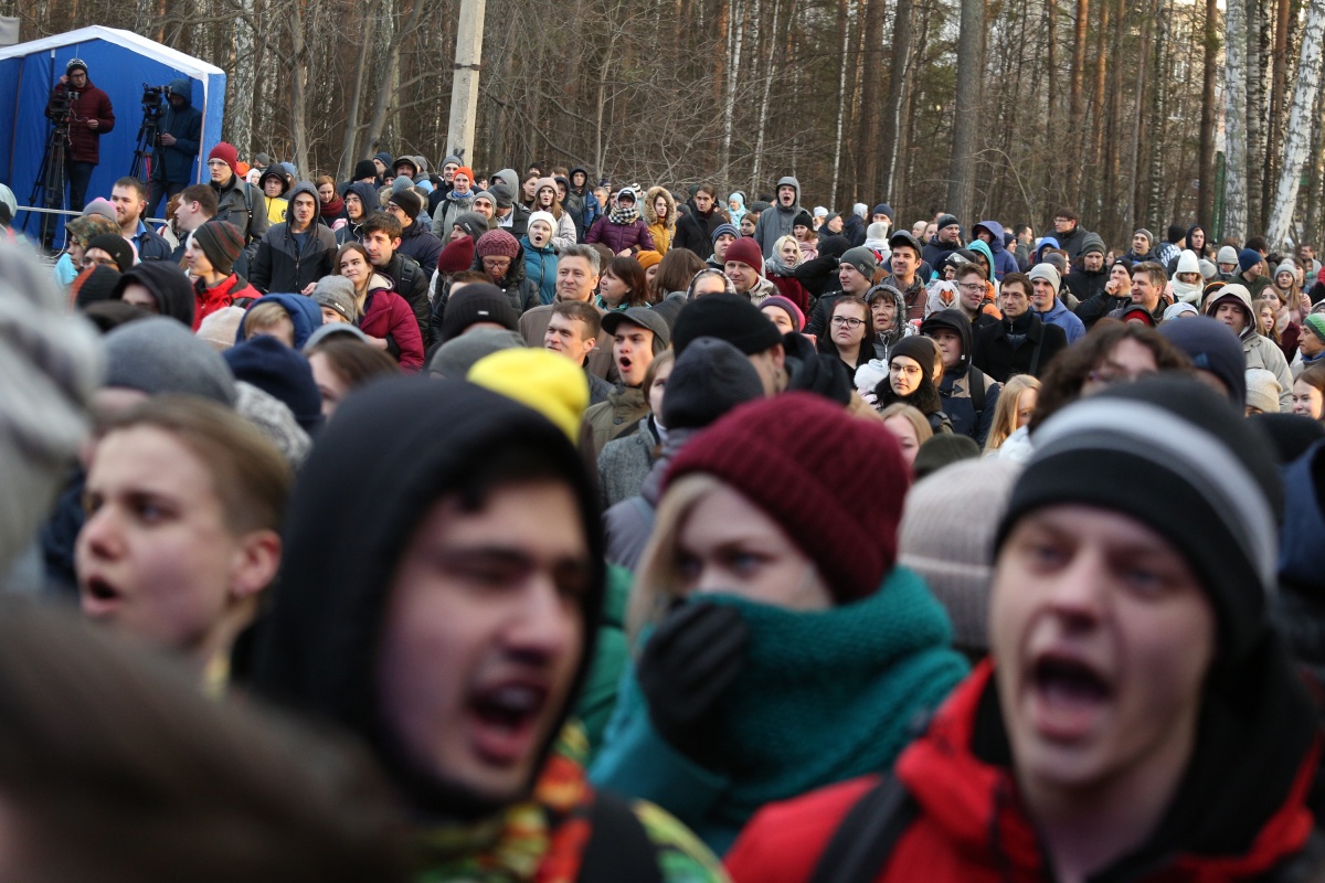 Температура около нгу. Интернеделя-88. Кто сегодня выступает на маевке в НГУ. Погода около НГУ. Погода возле НГУ.