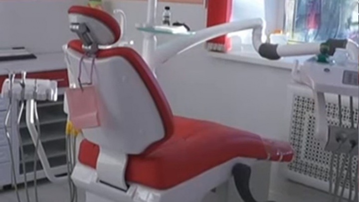 В кресле врача стоматологии из Казахстана до смерти двухлетнего омича уже погибла пациентка