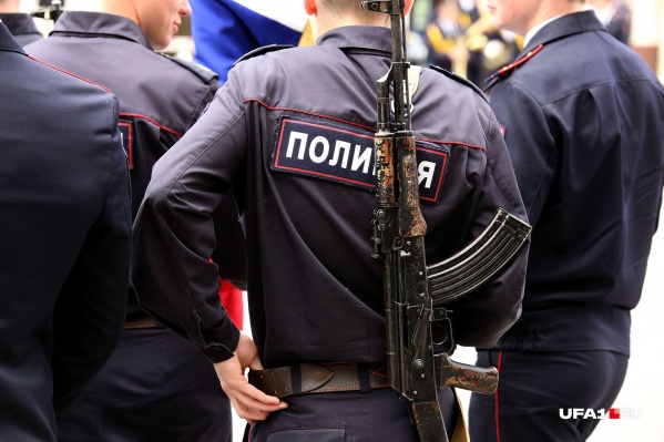 Оружия полицейские лишатся ненадолго Оружия полицейские лишатся ненадолго