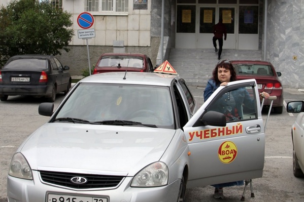 Эльвира — та самая тюменка, про которую пойдет речь в авторской колонке Артема Ткачука Эльвира — та самая тюменка, про которую пойдет речь в авторской колонке Артема Ткачука