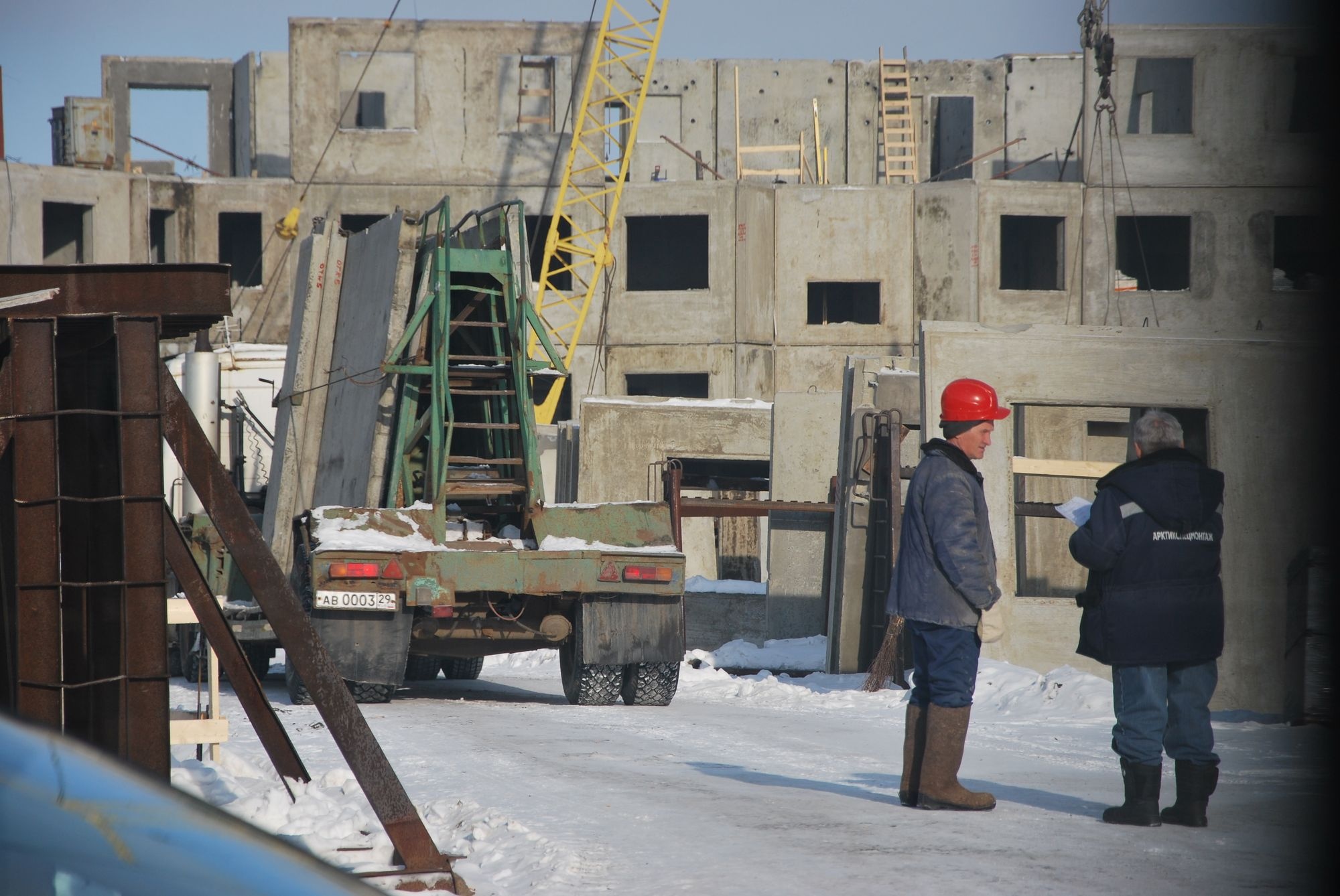 Архангельские строители получили 2 миллиона рублей невыплаченных зарплат