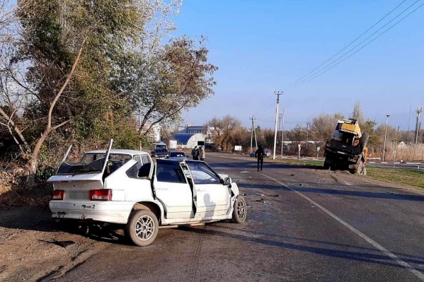 Водитель «четырнадцатой» выехал на встречку Водитель «четырнадцатой» выехал на встречку