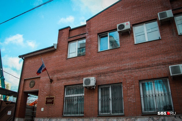 По версии следствия, осужденные получили взяток на полтора миллиона рублей По версии следствия, осужденные получили взяток на полтора миллиона рублей
