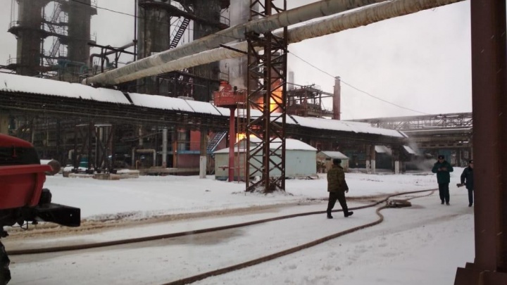 Следователи проверят завод в Стерлитамаке, на котором произошел крупный пожар