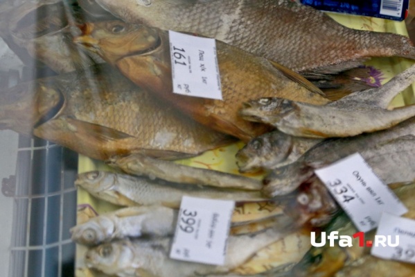 Рыбаки незаконно продавали свой улов Рыбаки незаконно продавали свой улов