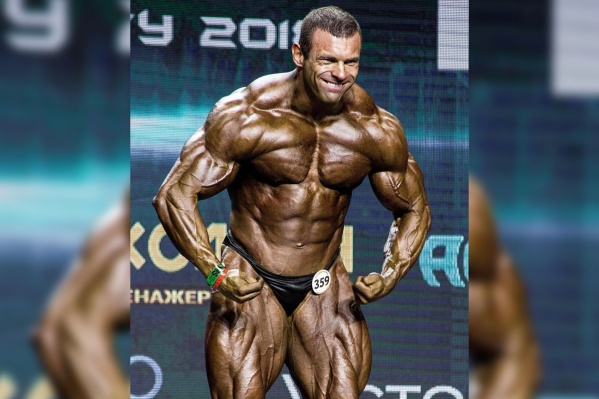 Перед выступлением на чемпионате мира Михаил рассказывал, что его вес 124,7 кг Перед выступлением на чемпионате мира Михаил рассказывал, что его вес 124,7 кг