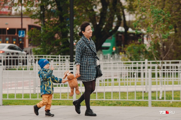 Каждый родитель сам вправе решать, ставить ребенку прививки или нет, но доктора в один голос твердят: сделать это всё же стоит. Согласны с ними? Пишите в комментариях Каждый родитель сам вправе решать, ставить ребенку прививки или нет, но доктора в один голос твердят: сделать это всё же стоит. Согласны с ними? Пишите в комментариях