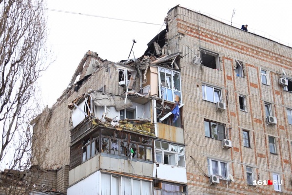 Взрывом разрушены четыре квартиры Взрывом разрушены четыре квартиры