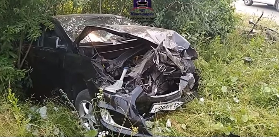 «Машины как из фольги». Неуступчивый водитель «КИА» устроил массовую аварию под Лесосибирском