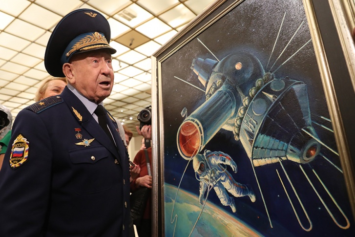 За заслуги космонавту дважды присвоили звание Героя СССР