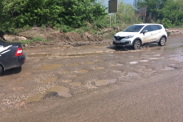 Водные потоки не пересыхают здесь даже в жару Водные потоки не пересыхают здесь даже в жару