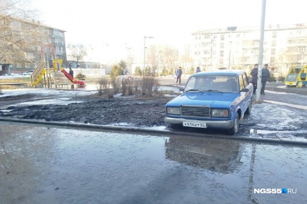 Приятно иногда постоять на берегу и подумать о былом Приятно иногда постоять на берегу и подумать о былом
