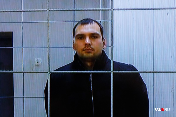 Антон Бутурлакин отработал в компании меньше месяца Антон Бутурлакин отработал в компании меньше месяца 