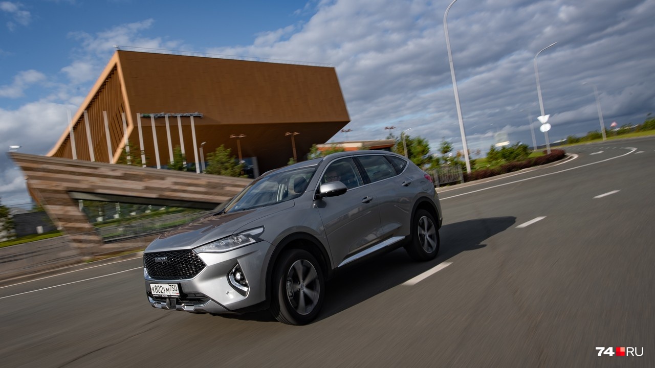 Управляемость Haval F7 близка к ожиданиям от такого кроссовера Управляемость Haval F7 близка к ожиданиям от такого кроссовера