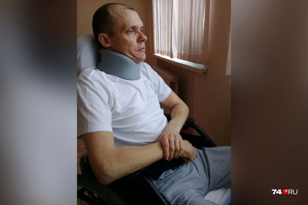 Всего за три года болезнь усадила молодого мужчину в инвалидное кресло Всего за три года болезнь усадила молодого мужчину в инвалидное кресло