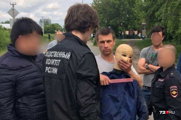 29 июня подозреваемый давал показания на месте преступления 29 июня подозреваемый давал показания на месте преступления