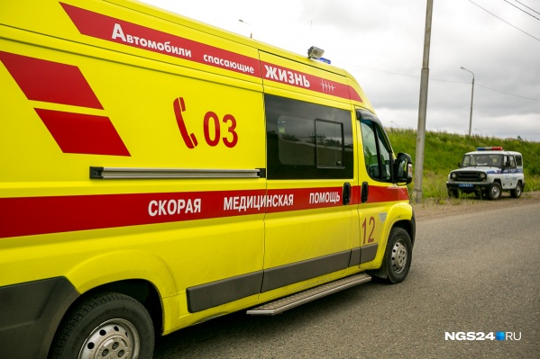 Мальчика на скорой доставили в больницу, но там госпитализировать его отказались Мальчика на скорой доставили в больницу, но там госпитализировать его отказались