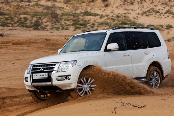 Mitsubishi Pajero известен своей высокой внедорожной репутацией Mitsubishi Pajero известен своей высокой внедорожной репутацией