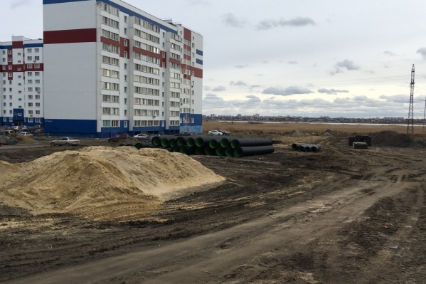 Дорога может стать продолжением строящейся улицы Мальцева Дорога может стать продолжением строящейся улицы Мальцева