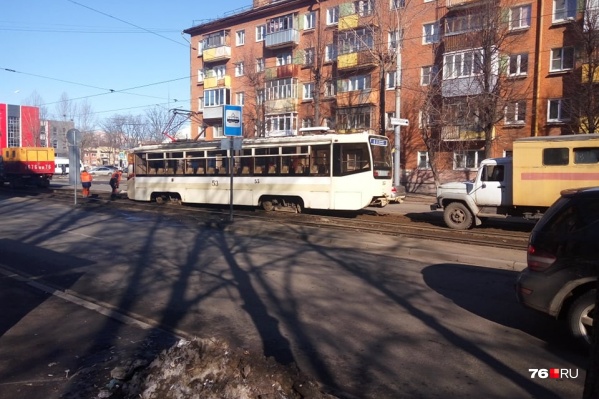 ДТП произошло на улице Чкалова в районе пересечения с улицей Чехова ДТП произошло на улице Чкалова в районе пересечения с улицей Чехова