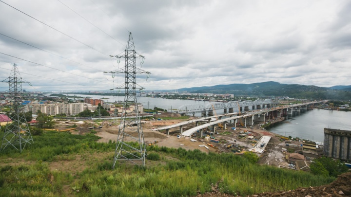 Строителей развязки у 4-го моста уличили в растрате аванса и требуют 16 миллионов