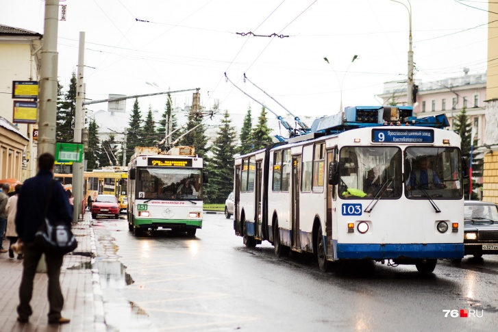 В октябре стоимость проезда в общественном транспорте увеличится на 5 рублей