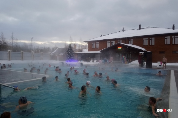 Бассейн большой и теплый