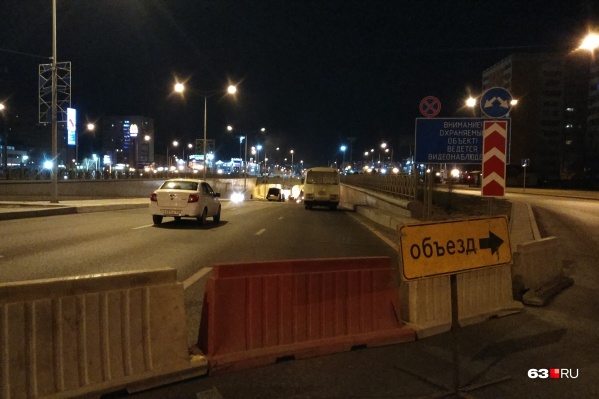 Тоннели пришлось объезжать по дублерам Тоннели пришлось объезжать по дублерам