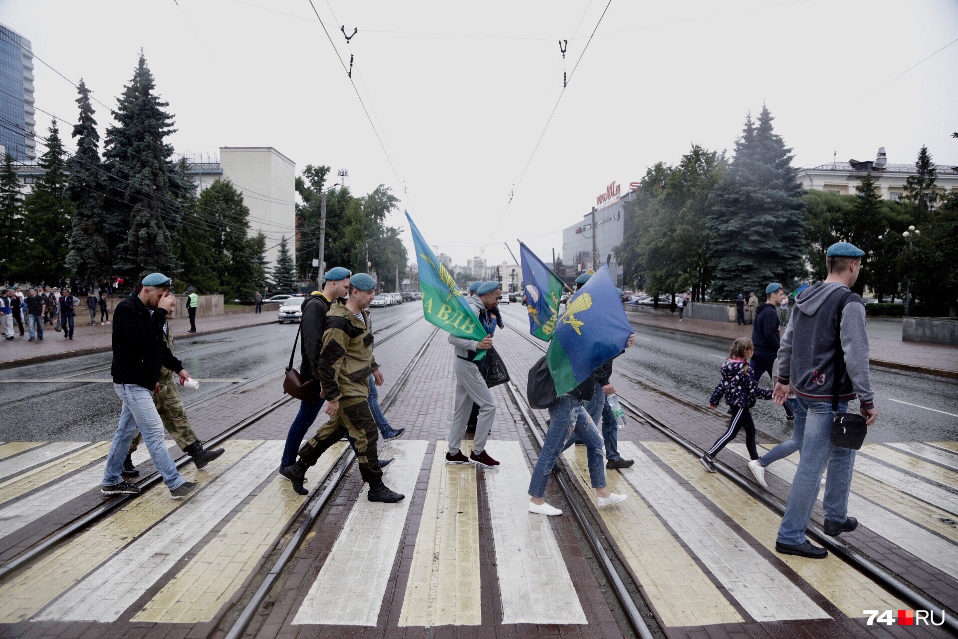 И снова немного обложки с альбома битлов Abbey Road И снова немного обложки с альбома битлов Abbey Road