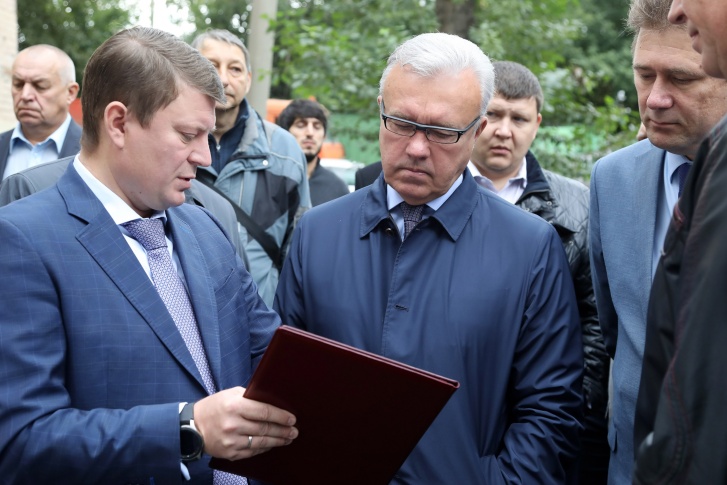 Александр Усс устроил разнос чиновникам мэрии Александр Усс устроил разнос чиновникам мэрии