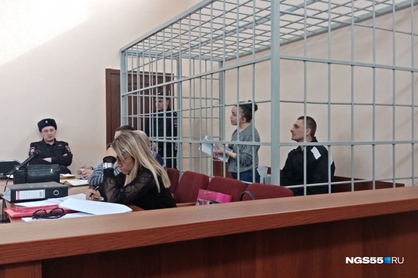 Подозреваемые свою вину не признают Подозреваемые свою вину не признают