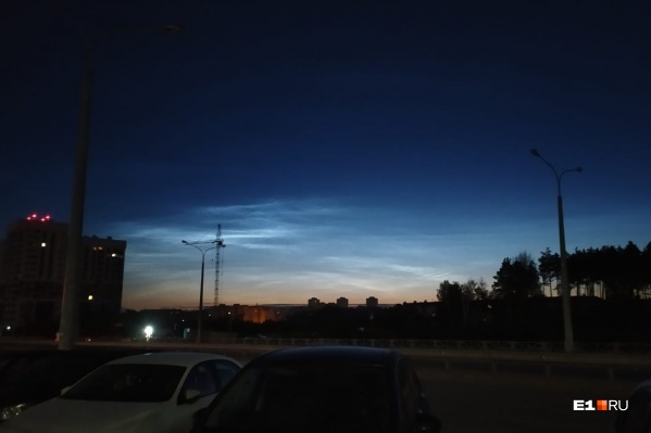 Облака невероятно красиво смотрятся Облака невероятно красиво смотрятся 