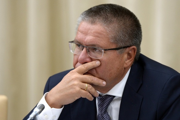 В суд Алексей Улюкаев явился с вещами В суд Алексей Улюкаев явился с вещами