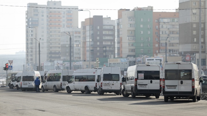 «Надо прекратить торговлю путёвками»: в Челябинской области маршрутчикам усложнят жизнь