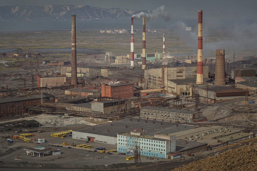 Закрыт старейший завод Норильска с выбросами серы в сотни тысяч тонн