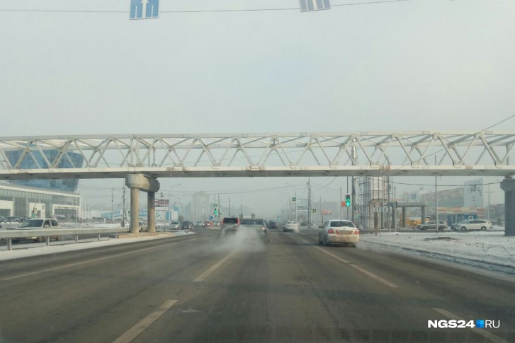 Ночью смонтировали основу виадука через улицу 9 Мая Ночью смонтировали основу виадука через улицу 9 Мая