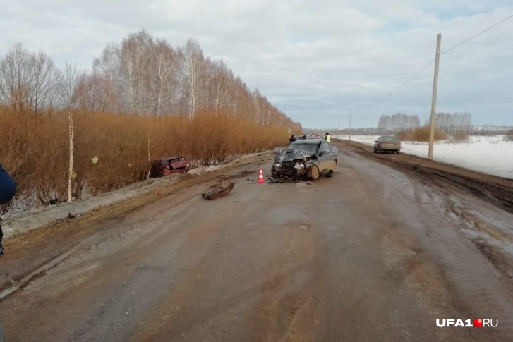 По предварительным данным, один из водителей выехал на встречку По предварительным данным, один из водителей выехал на встречку