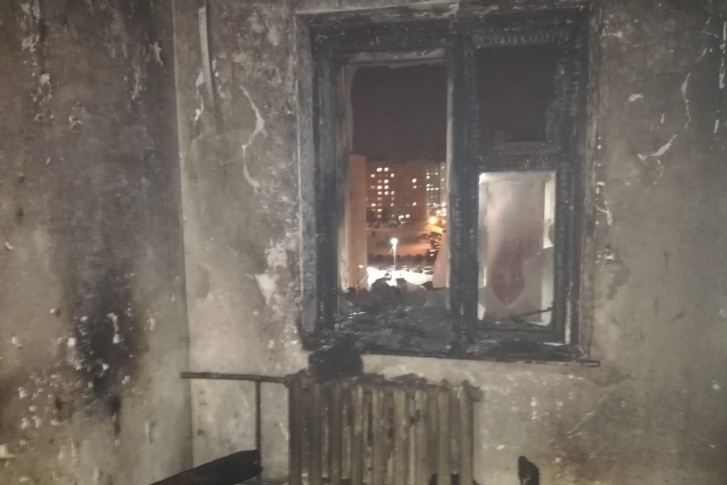Пожар был на девятом этаже высотки Пожар был на девятом этаже высотки