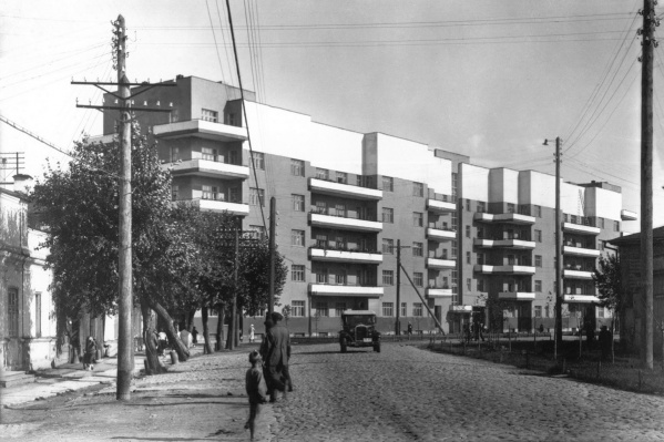 Дом старых большевиков находится на улице 8 Марта, 1 Дом старых большевиков находится на улице 8 Марта, 1
