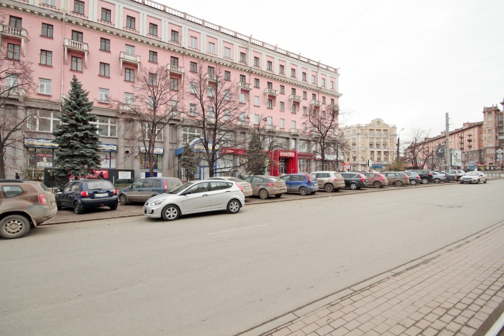 За три года в Челябинске должно появиться 7939 платных мест для машин За три года в Челябинске должно появиться 7939 платных мест для машин