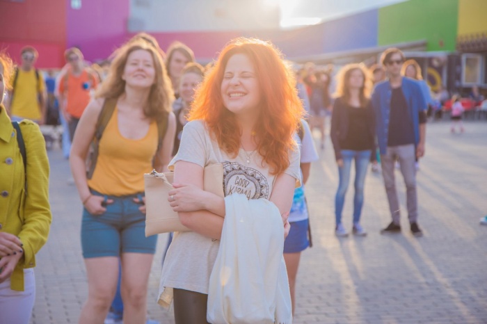 Весь день на сцене будут выступать популярные уральские исполнители Весь день на сцене будут выступать популярные уральские исполнители