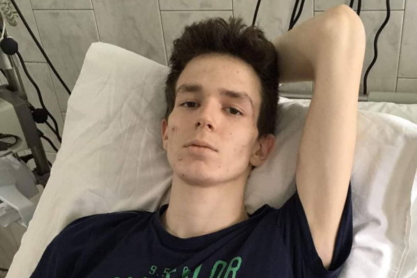 Вова сейчас находится в больнице Вова сейчас находится в больнице