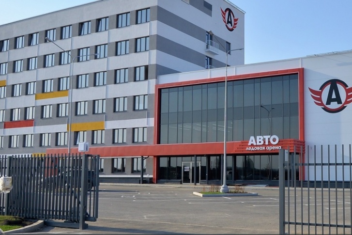 Так выглядит ледовая арена «Авто» в Екатеринбурге. По этому же проекту хотят строить центр подготовки хоккеистов в Челябинске Так выглядит ледовая арена «Авто» в Екатеринбурге. По этому же проекту хотят строить центр подготовки хоккеистов в Челябинске